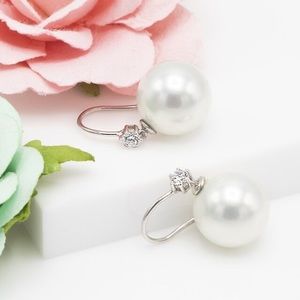 JADA Jen Pearl Earring